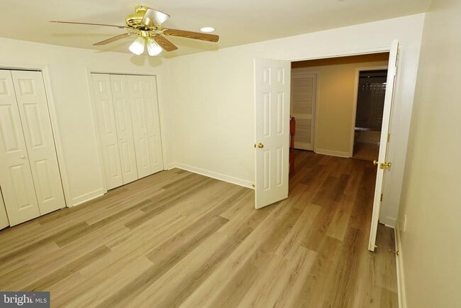 Building Photo - 14030 Bromfield Rd