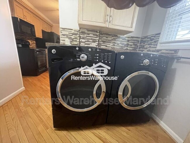 Building Photo - 2621 Fallston Rd