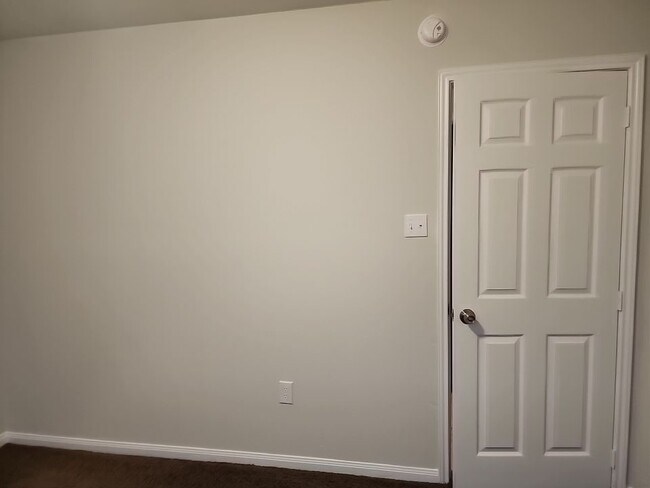 Building Photo - 2903 Crossfell Rd