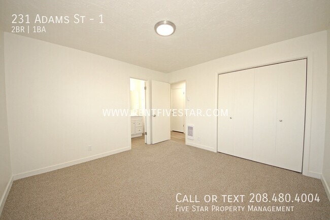 Building Photo - 231 Adams St