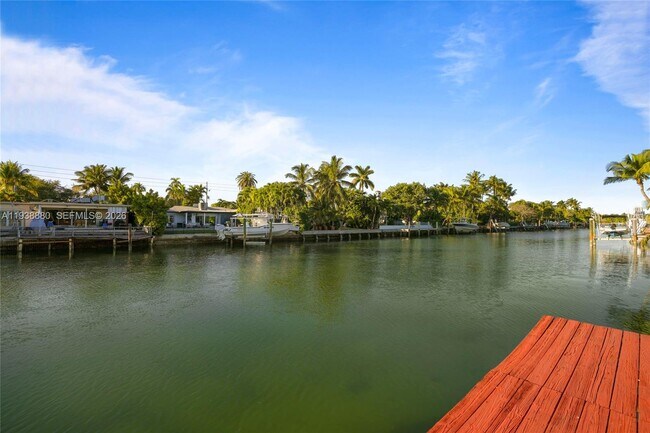 Building Photo - 4172 Chase Ave