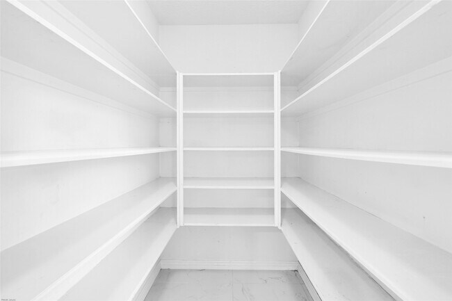 Building Photo - 10407 Hamlet Vale Ct