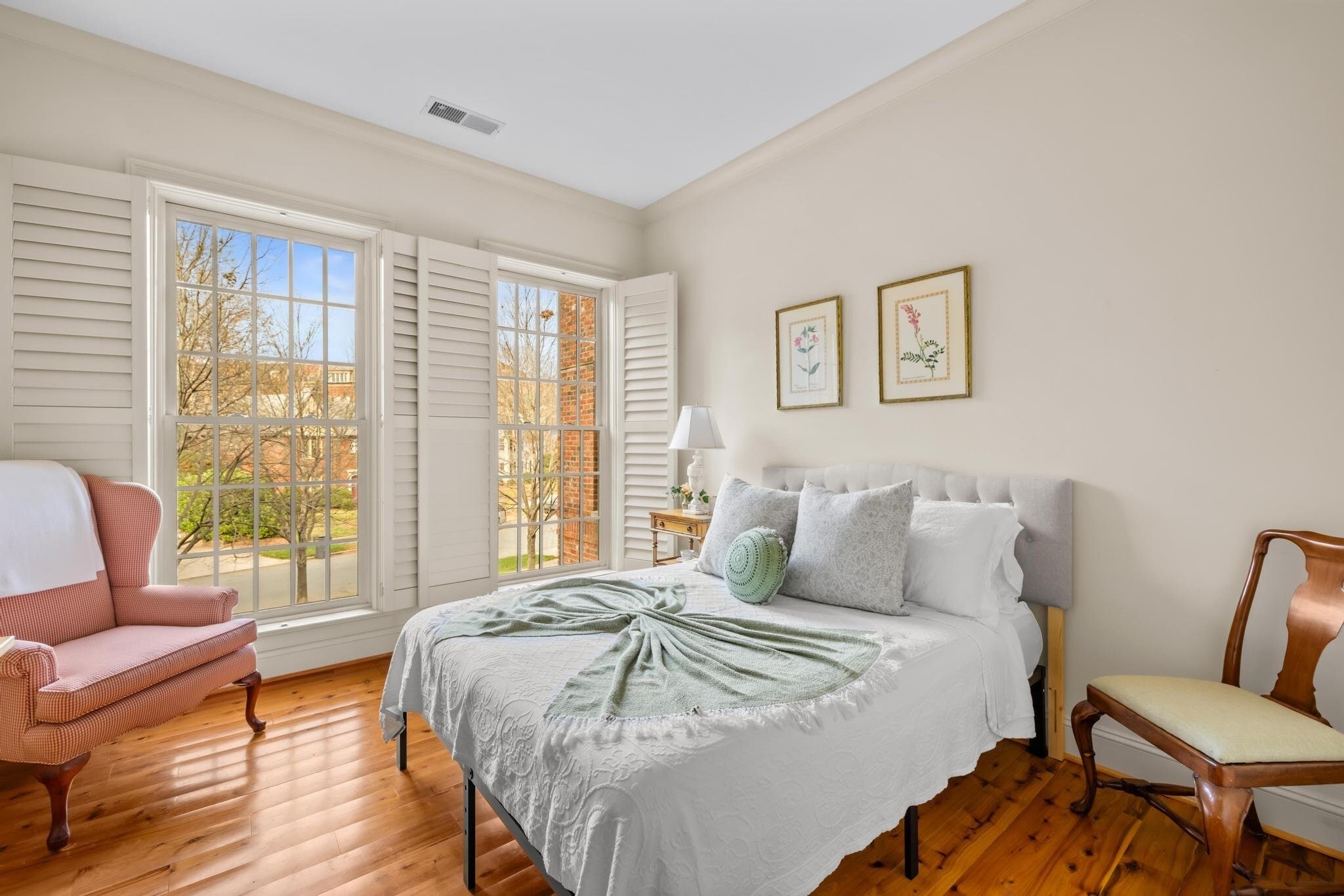 Building Photo - 459 Fenton Pl