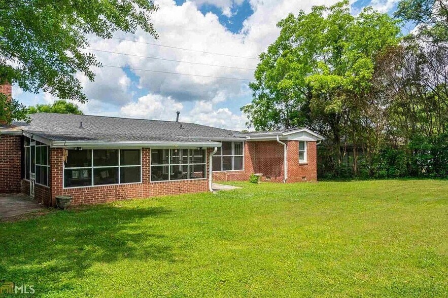 Building Photo - 239 Decatur Rd