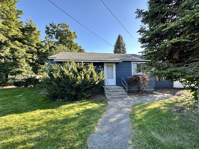 Primary Photo - 14114 E 4th Ave