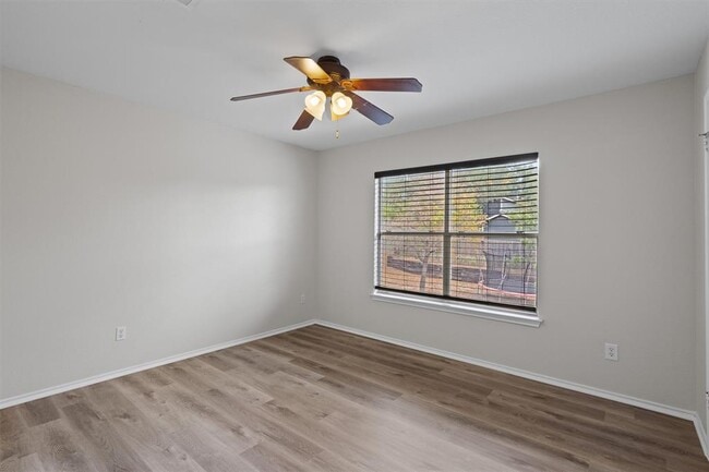 Building Photo - 1512 Curameng Cove