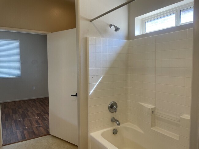 Building Photo - Long-term Rental