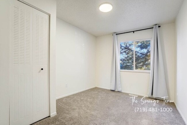 Building Photo - 7240 Sullivan Cir