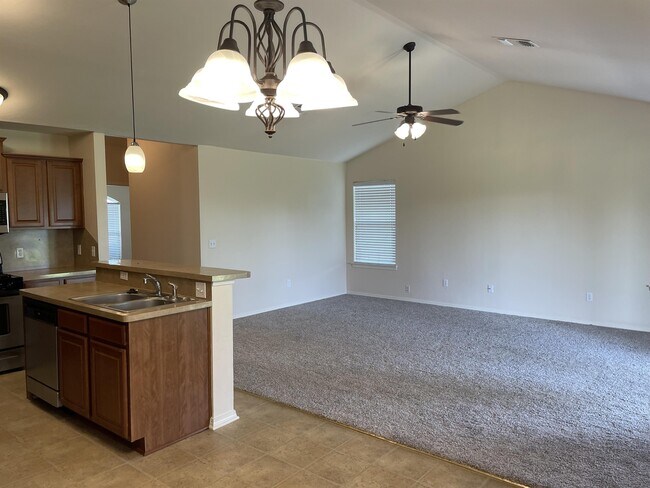 Building Photo - 4500 Hunter Blvd