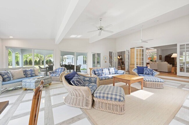 Building Photo - 35 Toylsome Ln