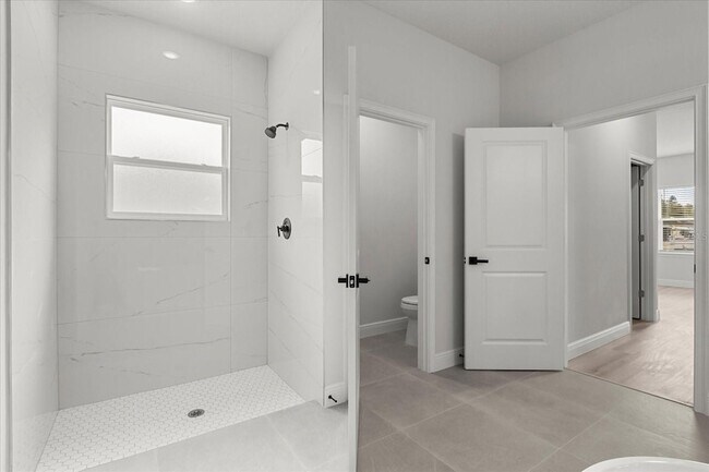 Building Photo - 4016 SW 151st St