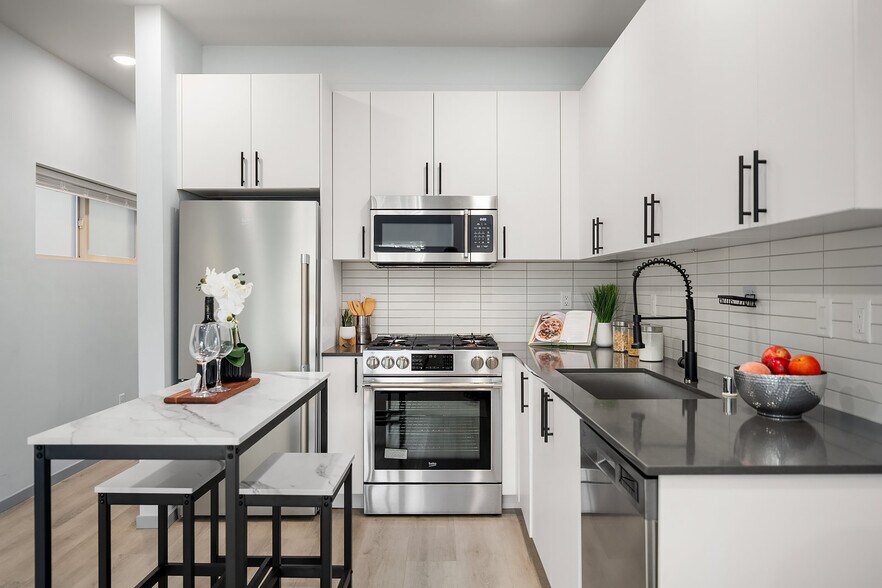 Building Photo - 8338 27th Ave NW