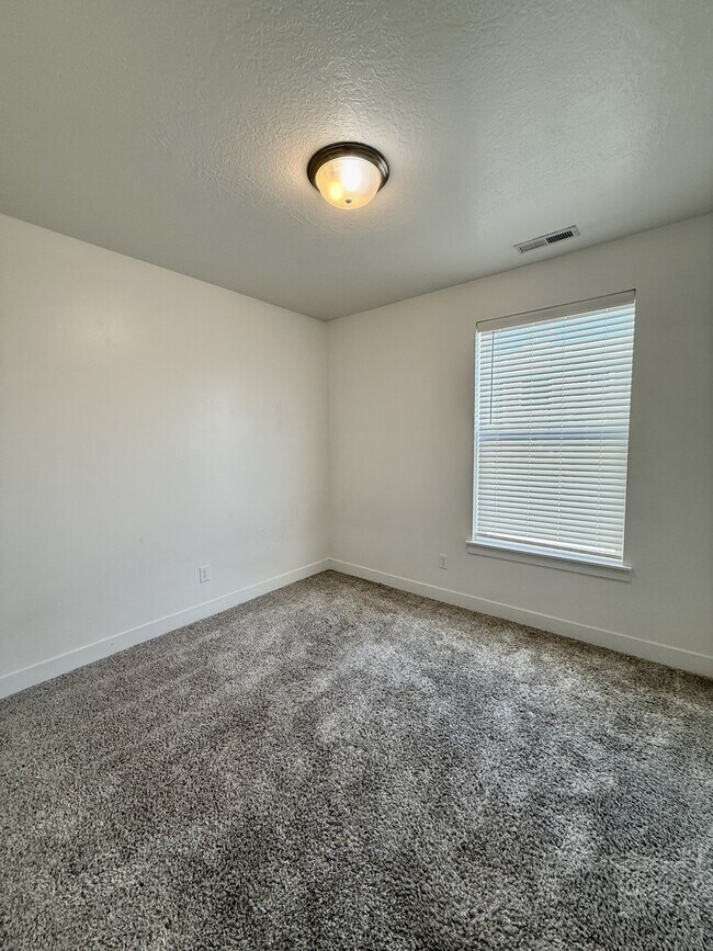 Building Photo - 1809 W Terra Vista Ln