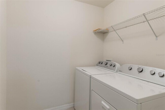 Building Photo - 4602 Harvest Row Ln