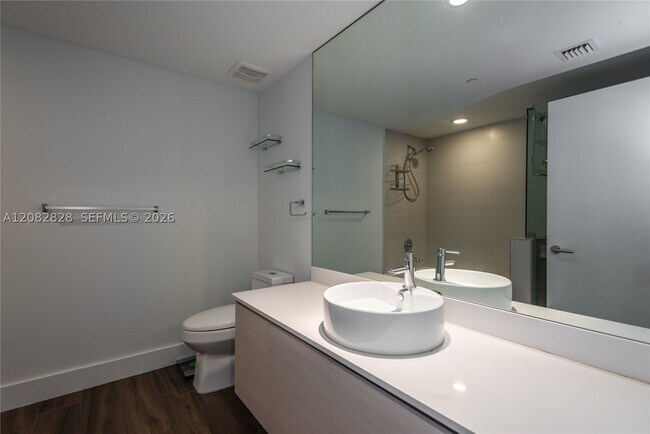 Building Photo - 4250 Biscayne Blvd