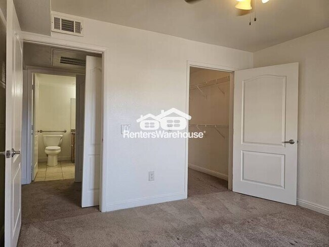 Building Photo - Beautiful 1-bedroom, 1-bathroom condo