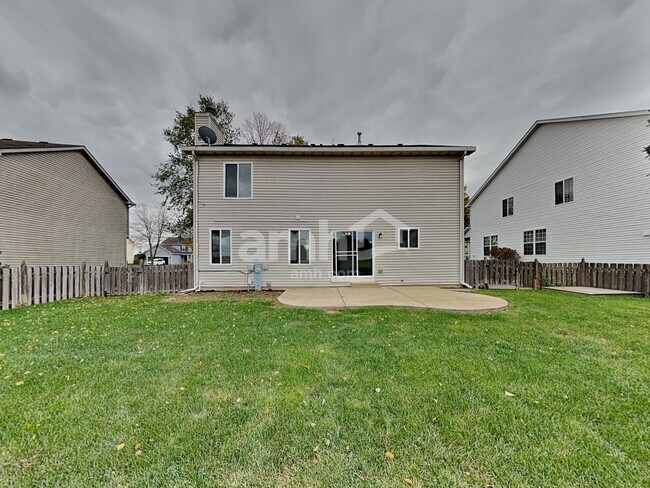 Building Photo - 528 Alyssa St