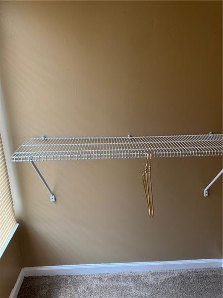 Building Photo - 2578 Shadowbrook Dr