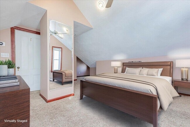 Building Photo - 9 Lapham St