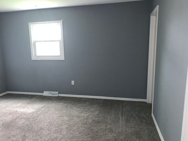 Building Photo - COMING SOON! Beautiful 4 Bedroom Home in M...