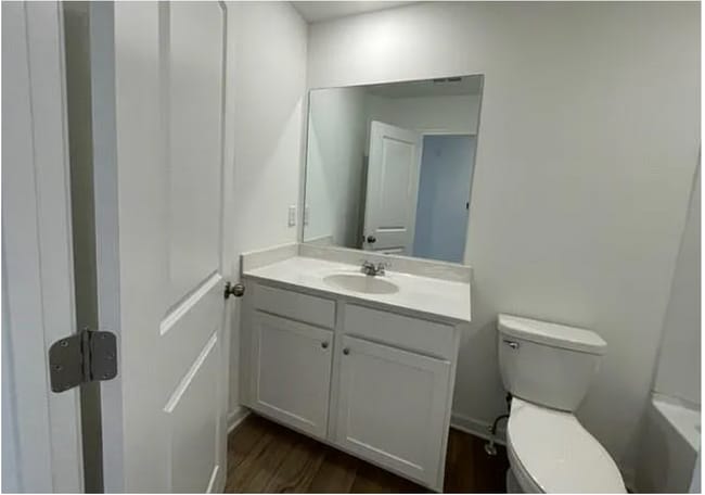 Building Photo - 155 Vision St