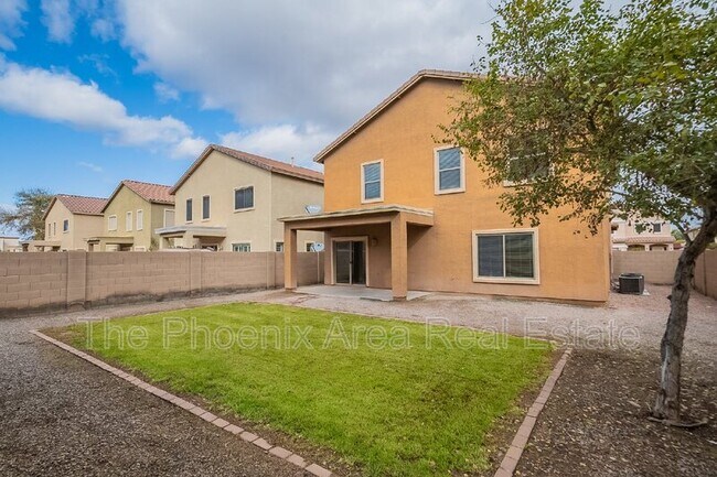 Building Photo - 44415 W Knauss Dr