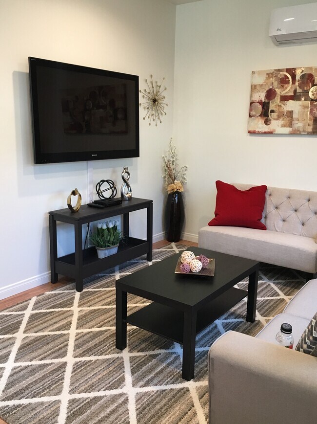 Building Photo - 5428 Colfax Ave