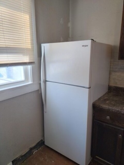 Building Photo - 2027 Brussels St