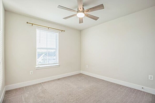 Building Photo - 5976 Kate Chopin Pl