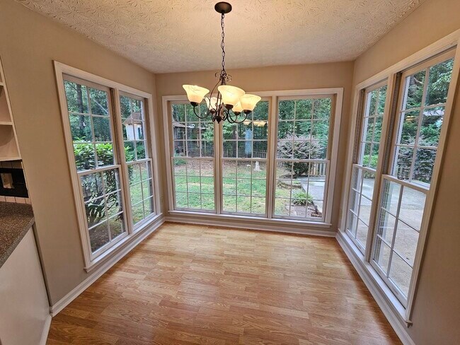 Building Photo - 700 Cirrus Ct
