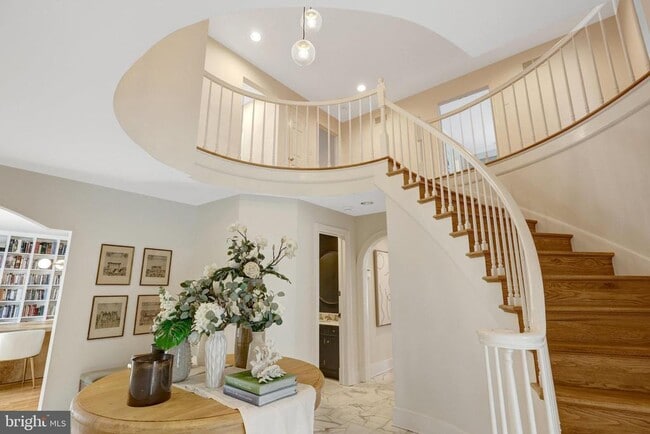 Building Photo - 6305 Dunaway Ct