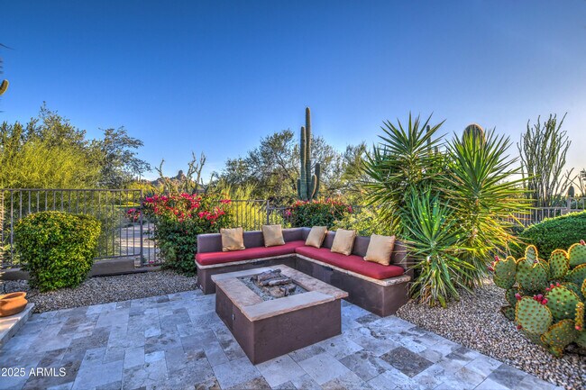 Building Photo - 9671 E Monument Dr