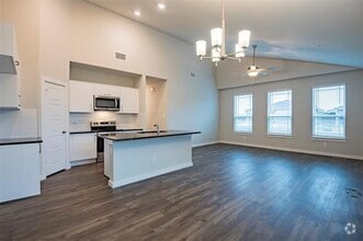 Building Photo - 617 Wheatfield Dr