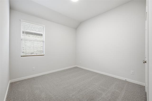 Building Photo - 4005 Sandstone Dr