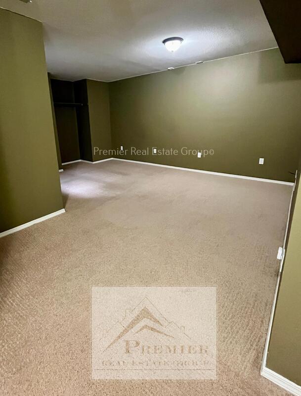 Building Photo - 6973 Los Reyes Cir