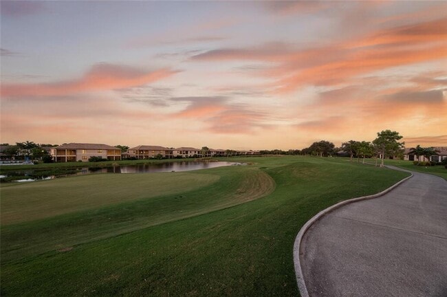 Building Photo - 6474 Willowshire Way