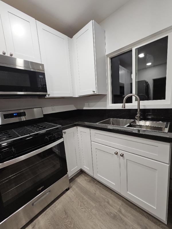 Building Photo - 82183 Miles Ave