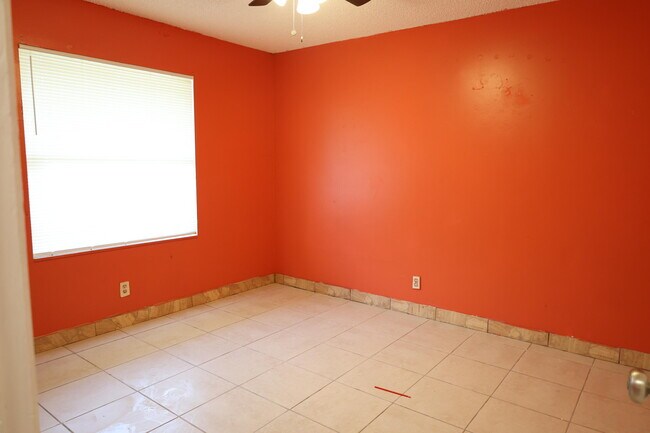 Building Photo - 7328 Palmdale Dr