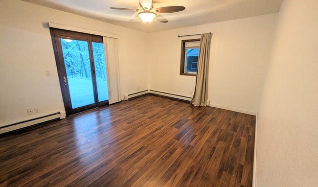 Building Photo - 1432 25th Ave