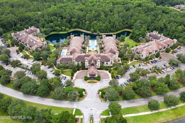 Building Photo - 945 Registry Blvd