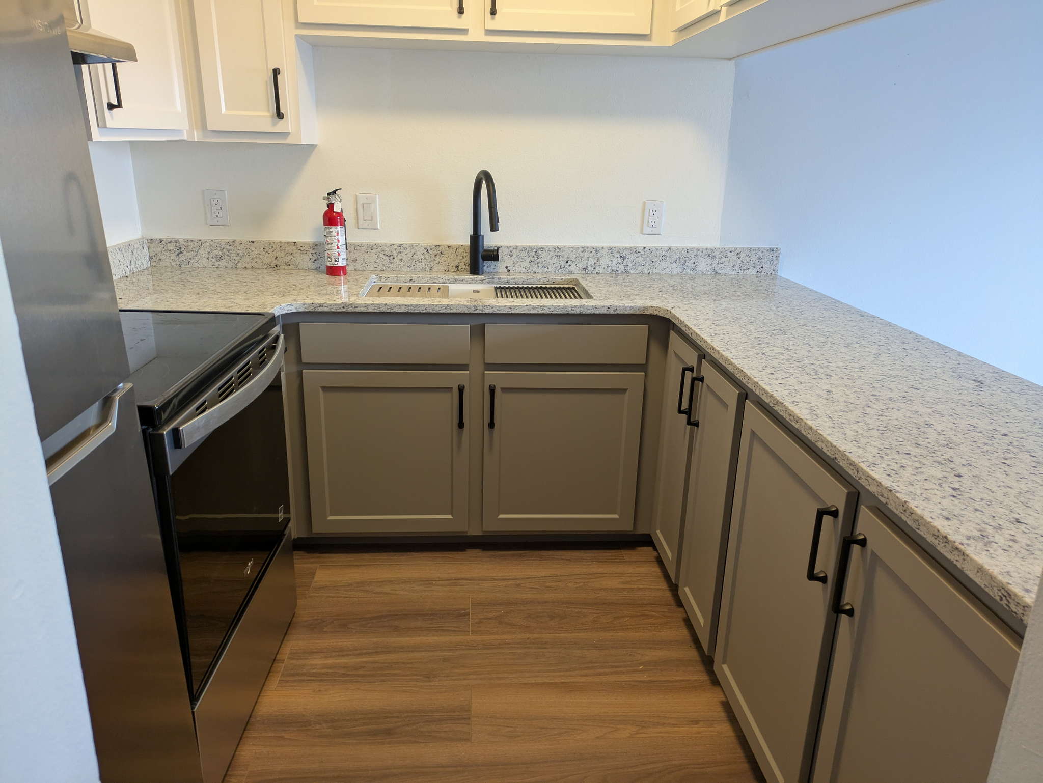 Kitchen - 1260 York St