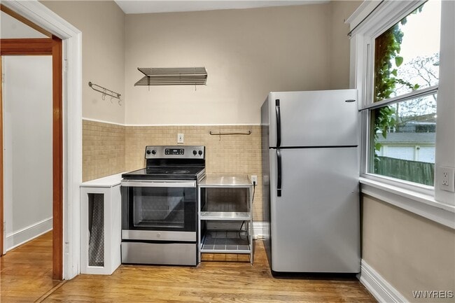 Building Photo - 110 Ashland Ave