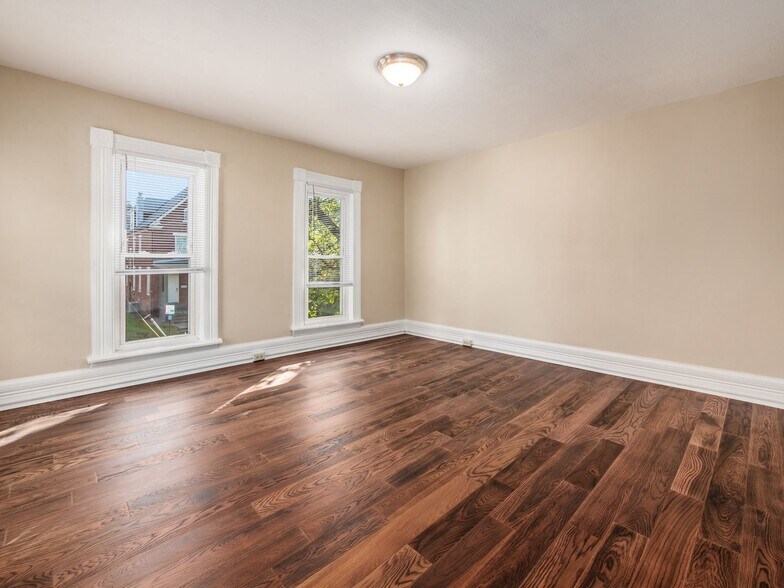 Building Photo - 1447 Hunter Ave