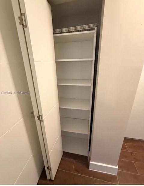 Building Photo - 222 Sidonia Ave