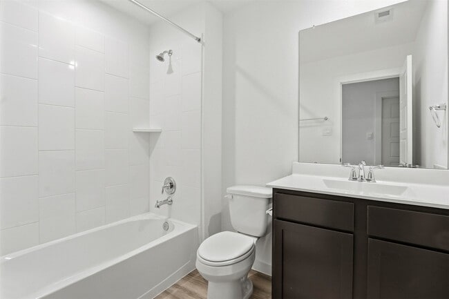 Building Photo - 12330 Basilwood Dr