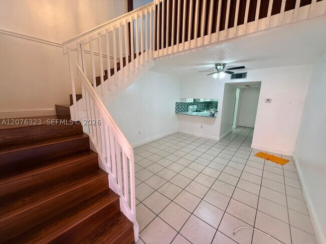 Building Photo - 1300 W 47th Pl