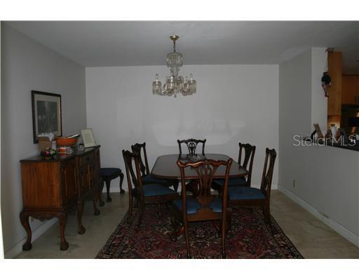 Building Photo - 300 Brightwaters Blvd NE