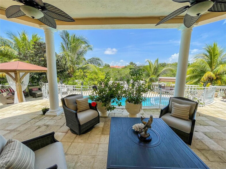 Building Photo - 194 Caoba Ct