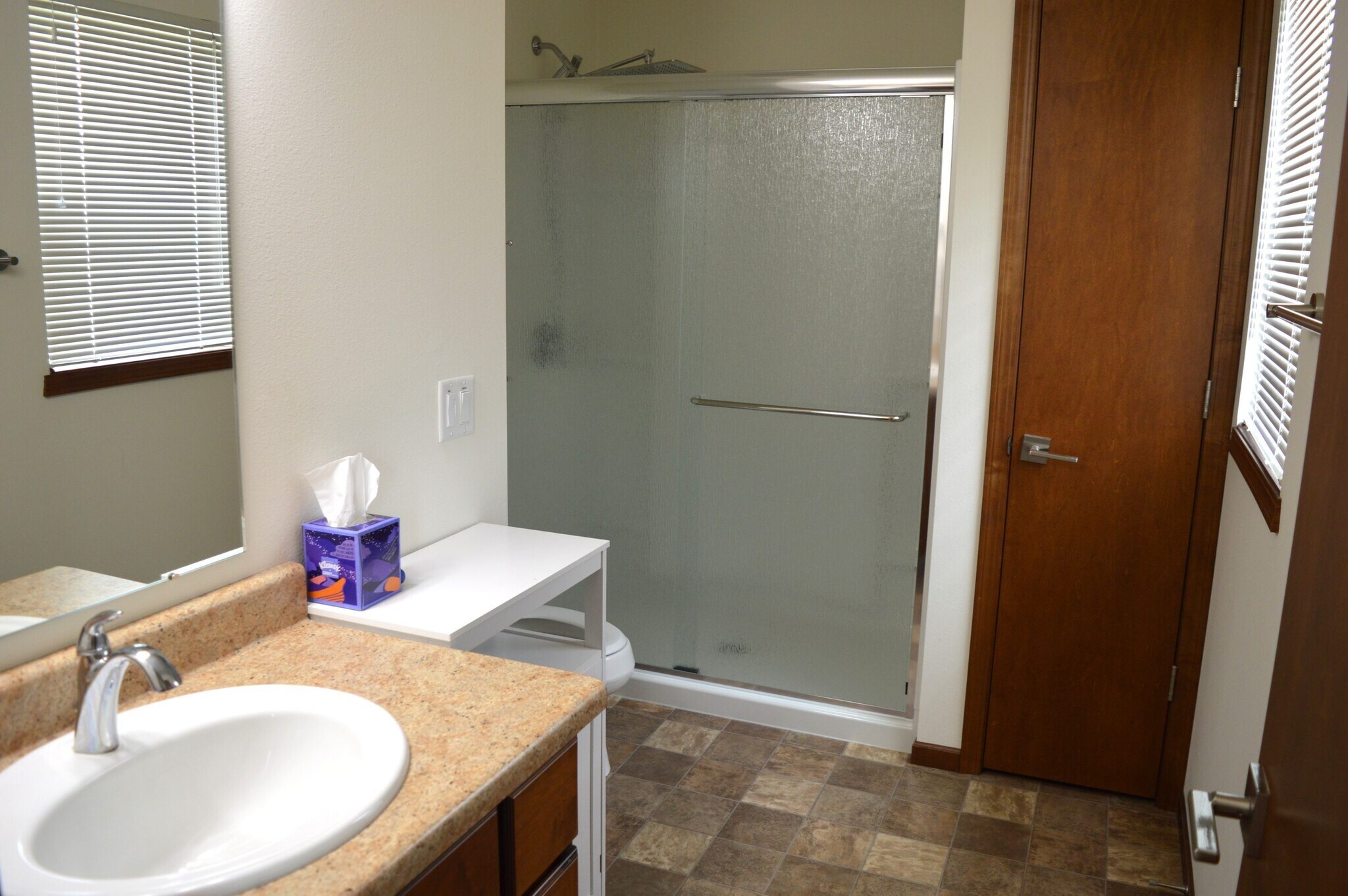 Building Photo - 9314 Highland Gate Way