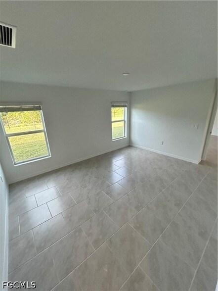 Building Photo - 19872 Green Pasture Rd